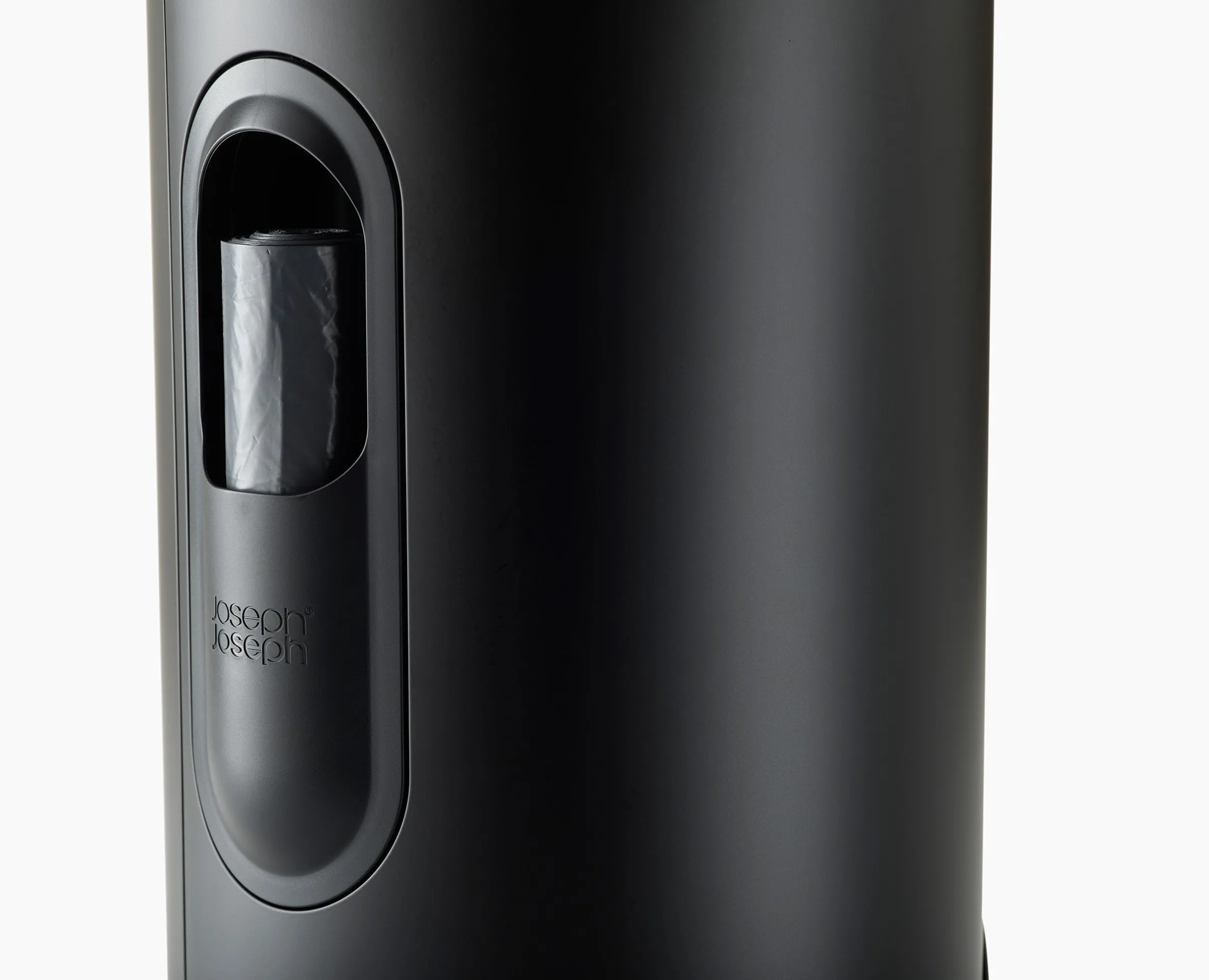 Arc™ 30L Easy-push Matt Black Pedal Trash Can Starter Set