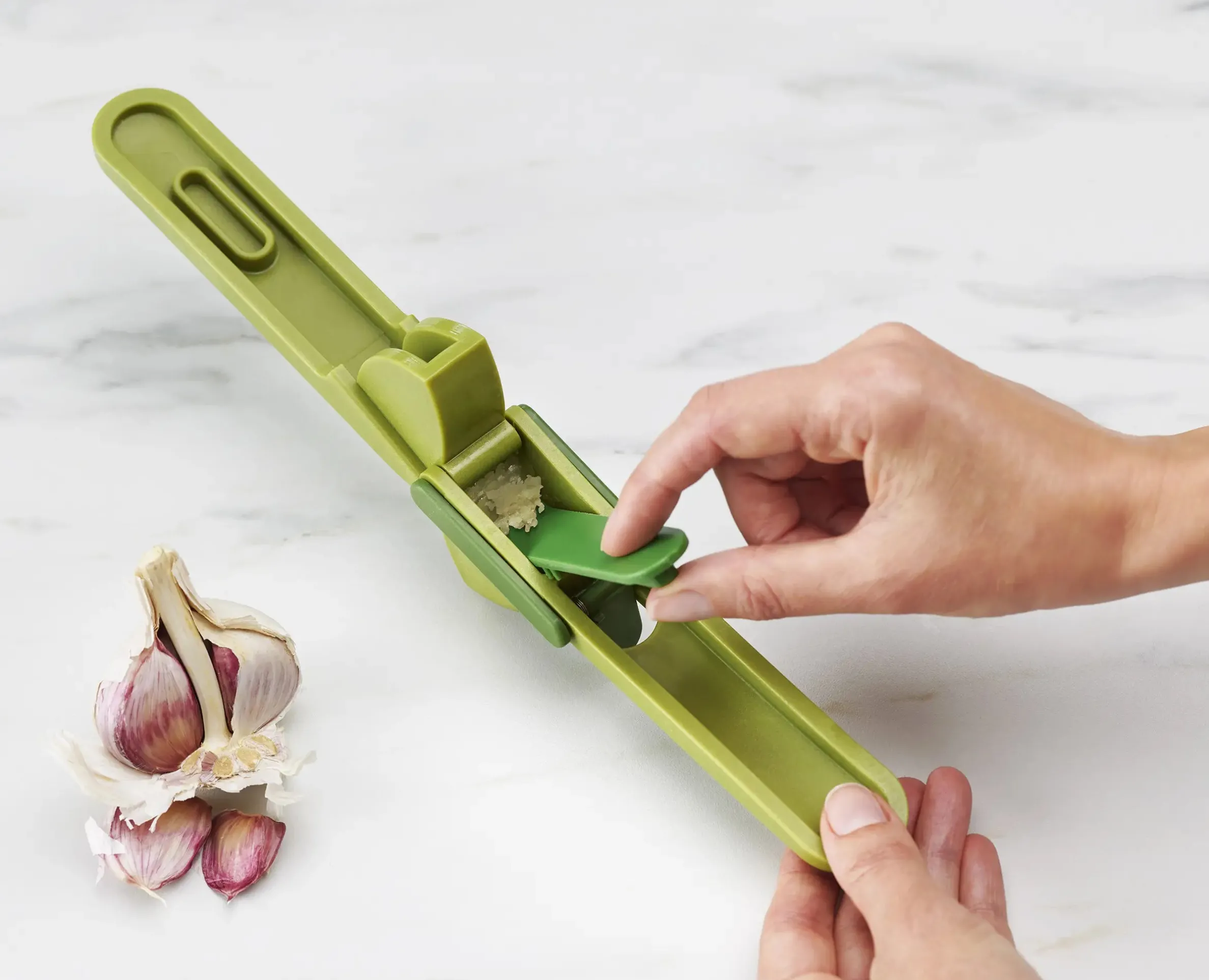 CleanForce™ Green Garlic Press