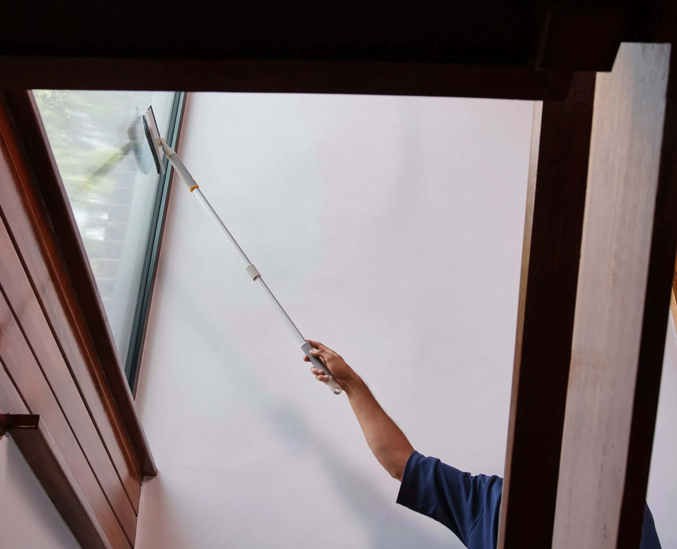 CleanTech™ 2-in-1 Glass Cleaning Tool