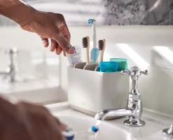EasyStore™ Large Matt Ecru Toothbrush Holder