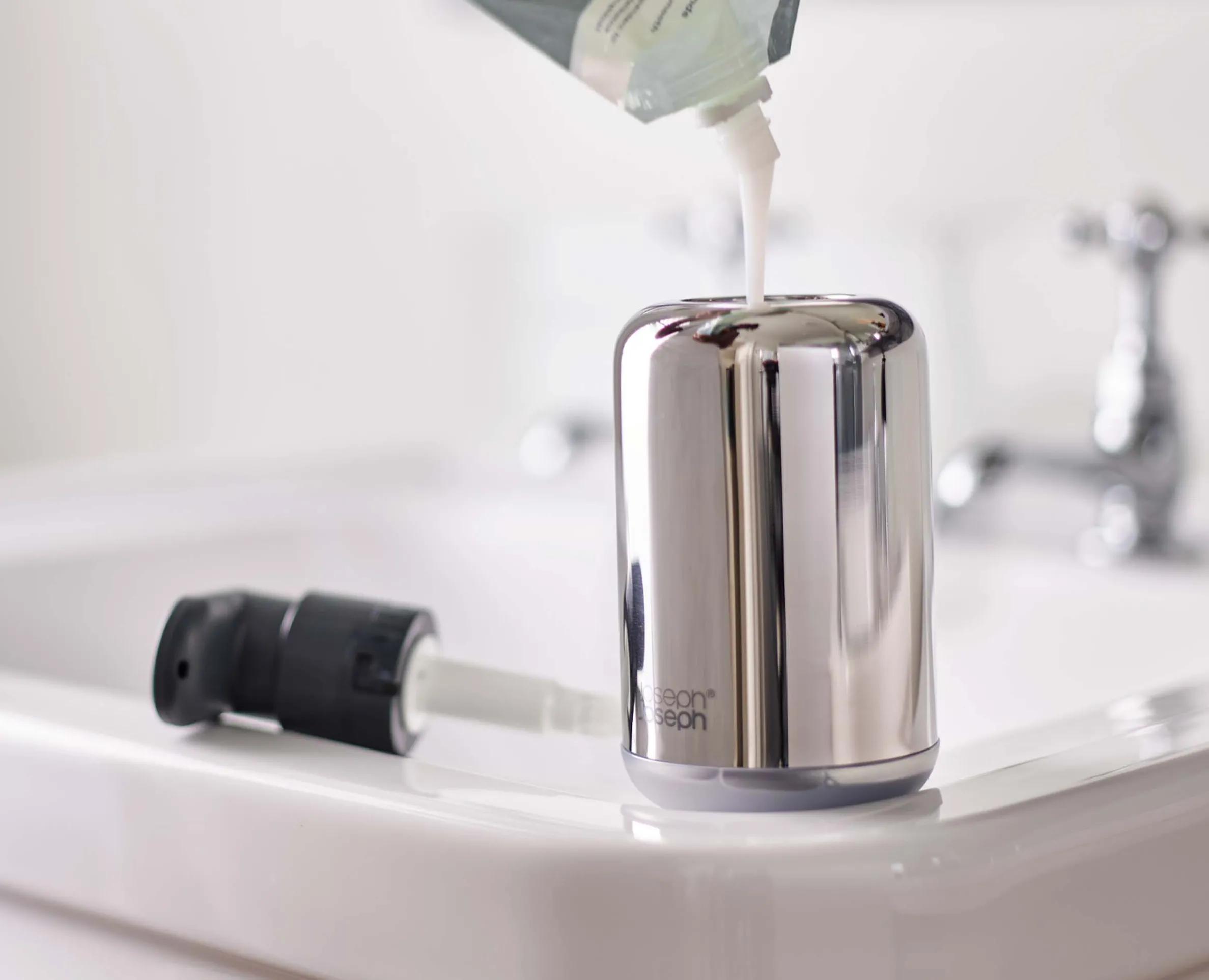 EasyStore™ Luxe Stainless-steel Soap Pump