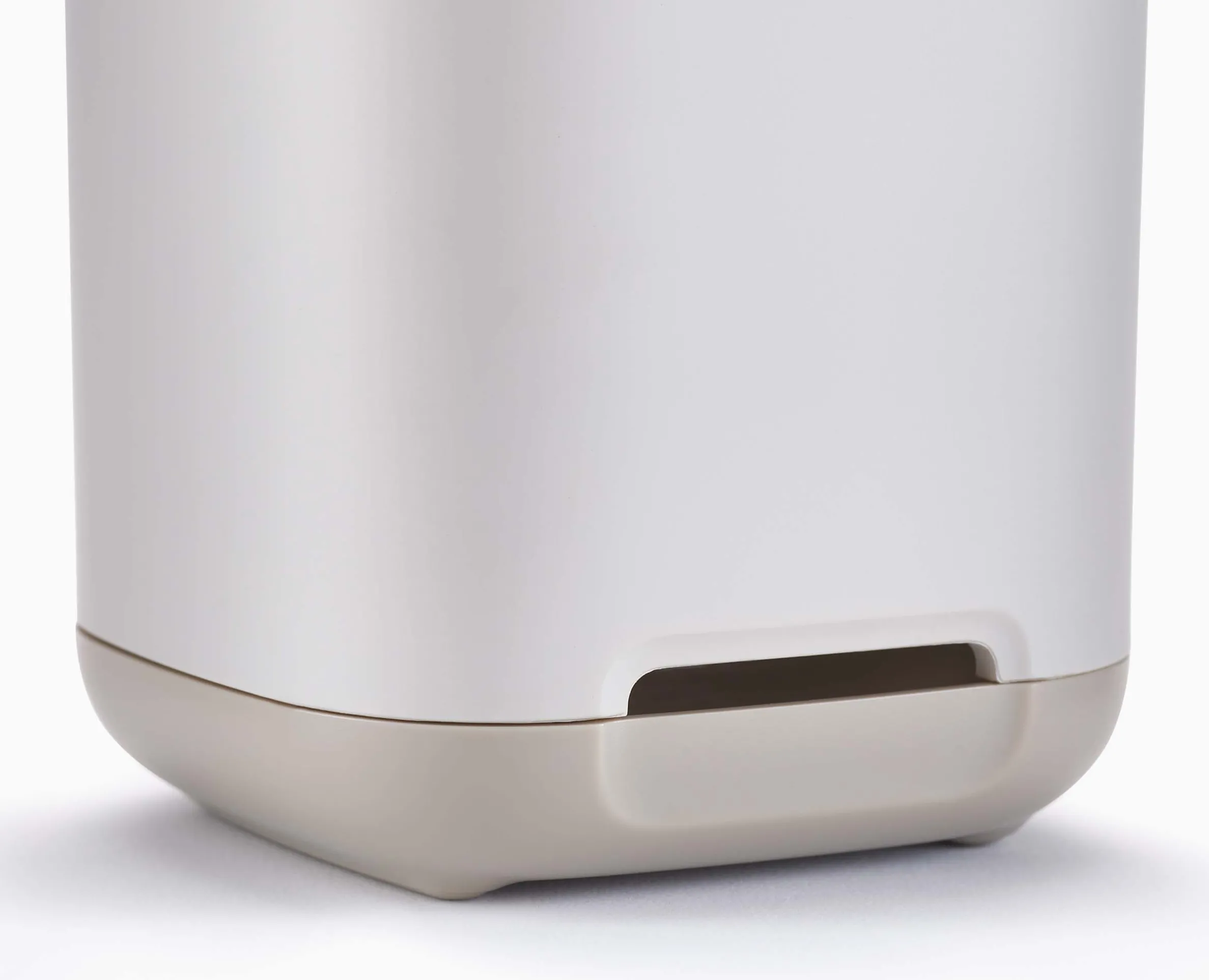 EasyStore™ Matt Ecru Toothbrush Holder