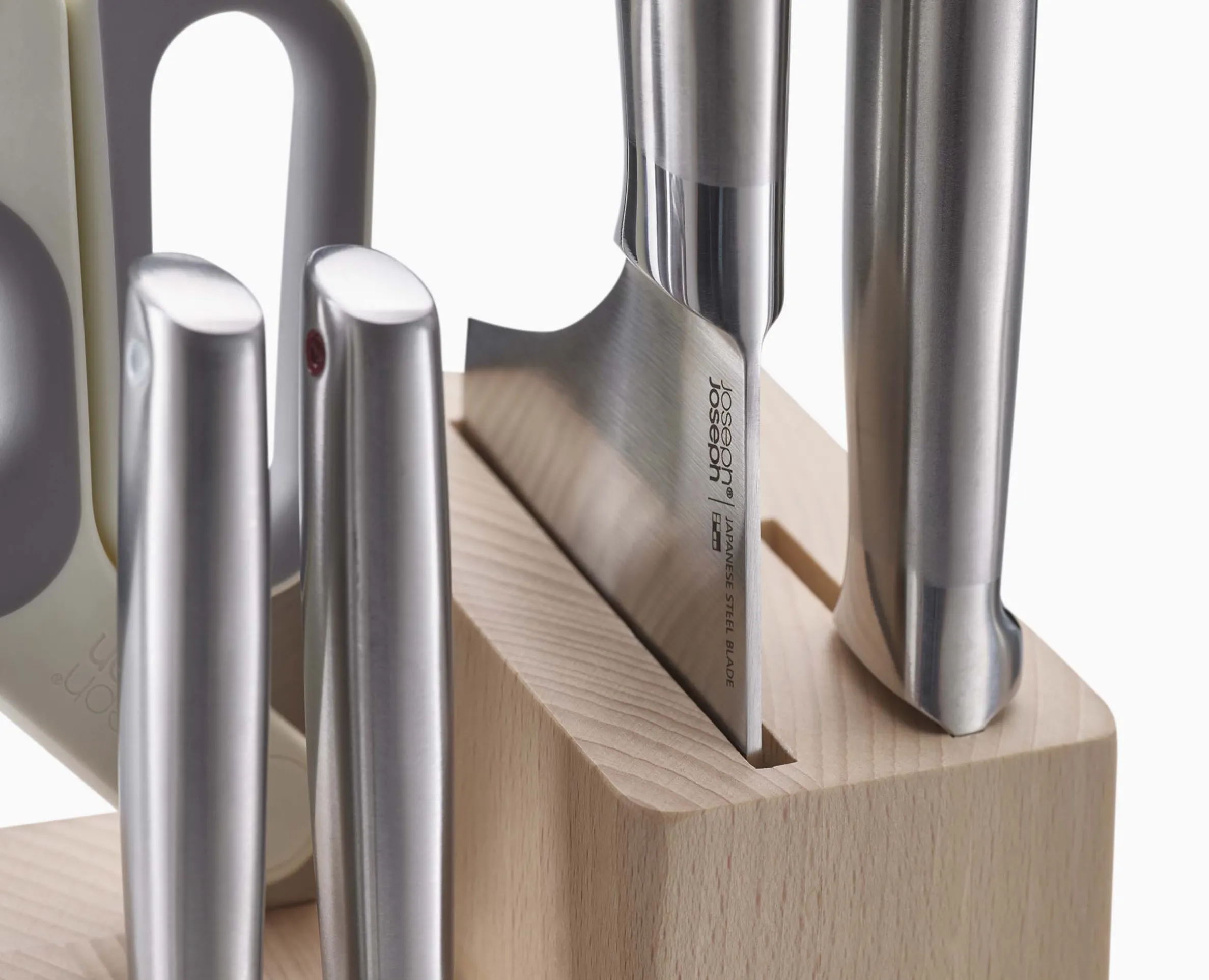 Elevate™ Fusion 5-piece Knife & Scissor Set with Beechwood Block