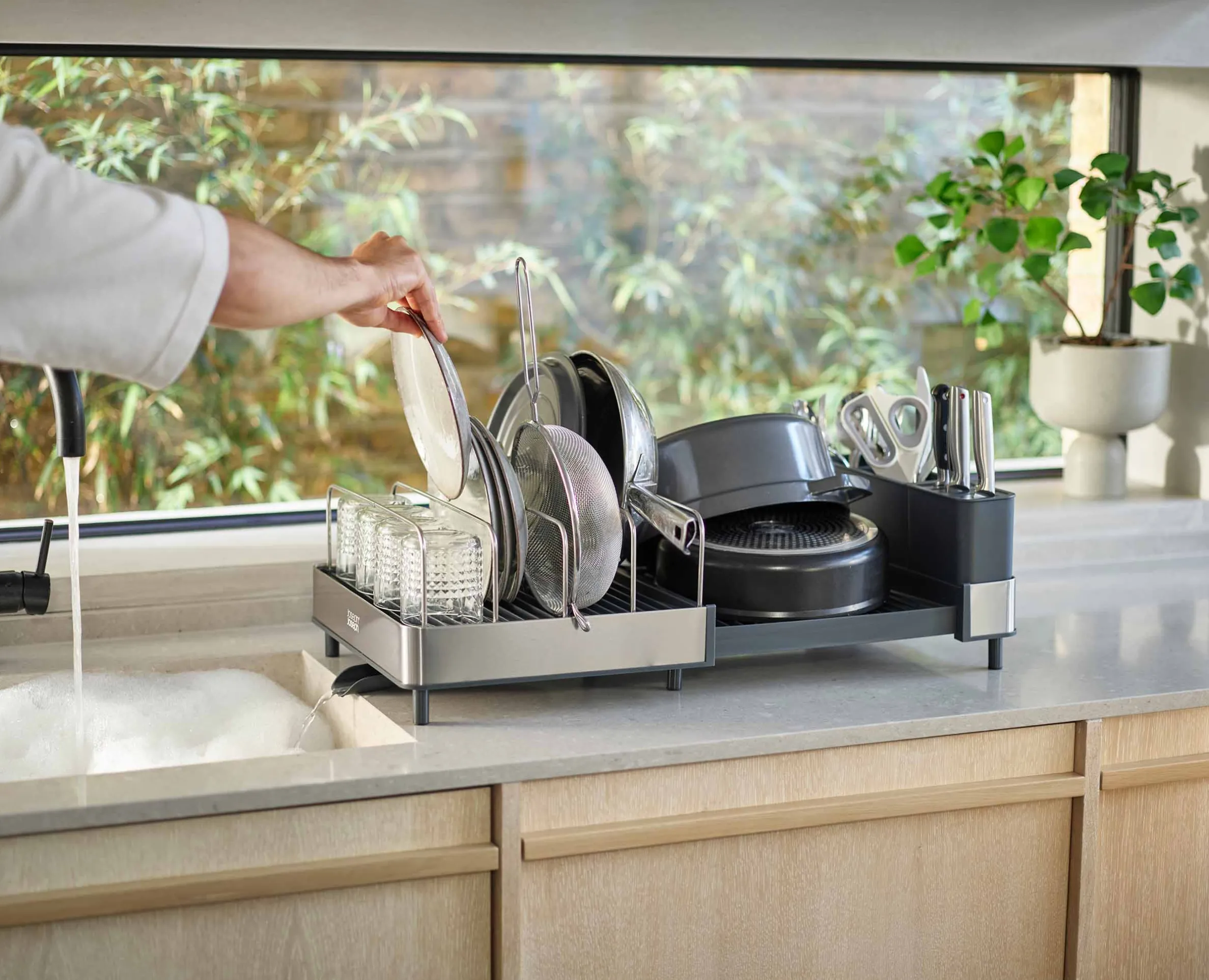 Extend™ Max Stainless-steel Expandable Dish Drainer