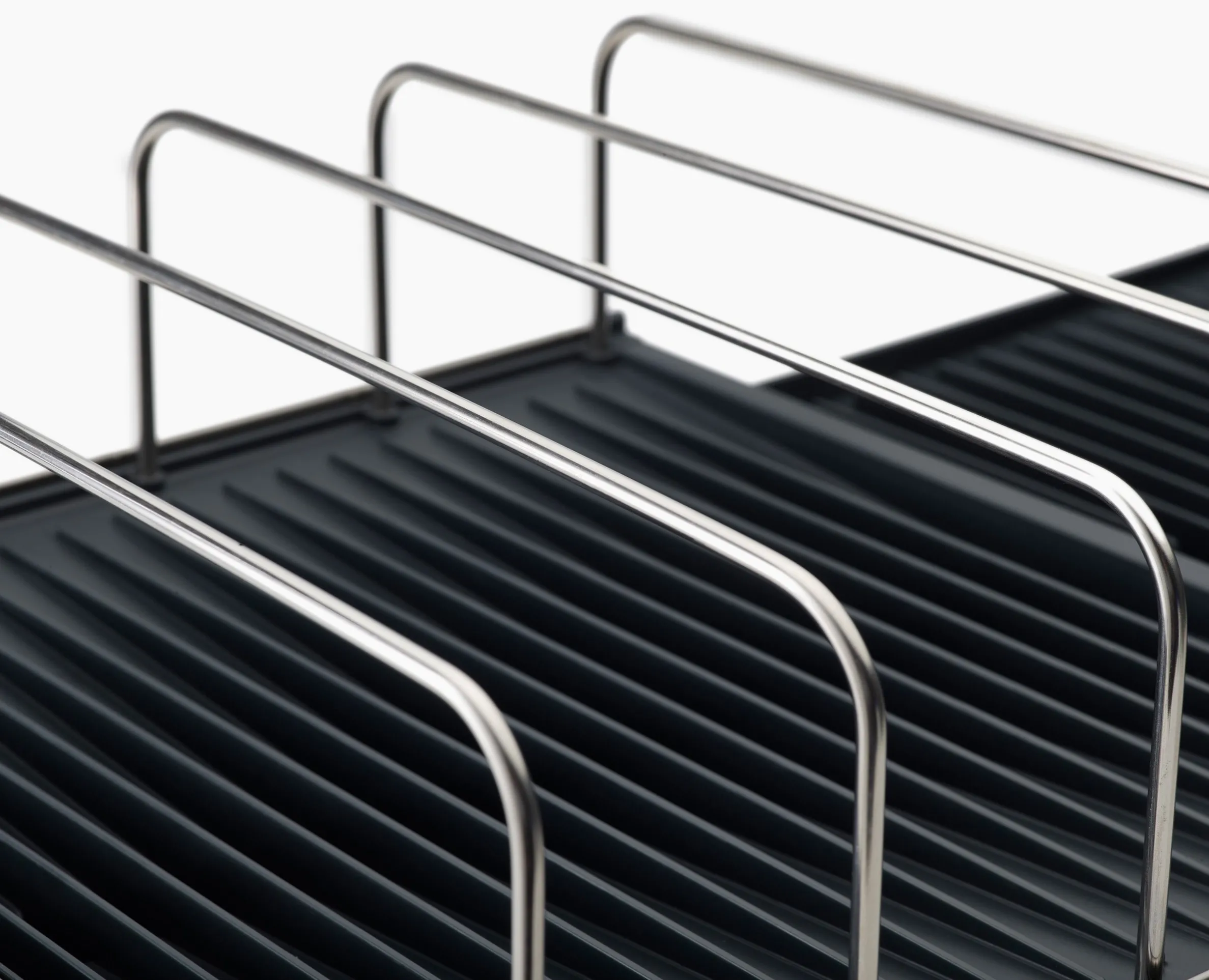 Extend™ Max Stainless-steel Expandable Dish Drainer