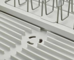 Extend™ Steel Expandable Stone Dish Rack