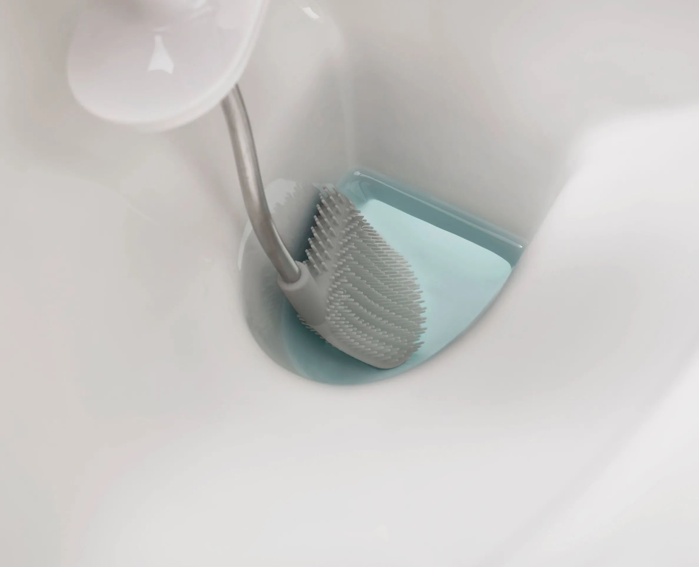Flex™ Light Gray Toilet Brush