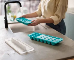 Flow™ Pack of 2 Easy-fill Blue Ice-cube Trays