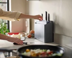 Folio™ Plus 8-piece Knife & Gray Cutting Board Set