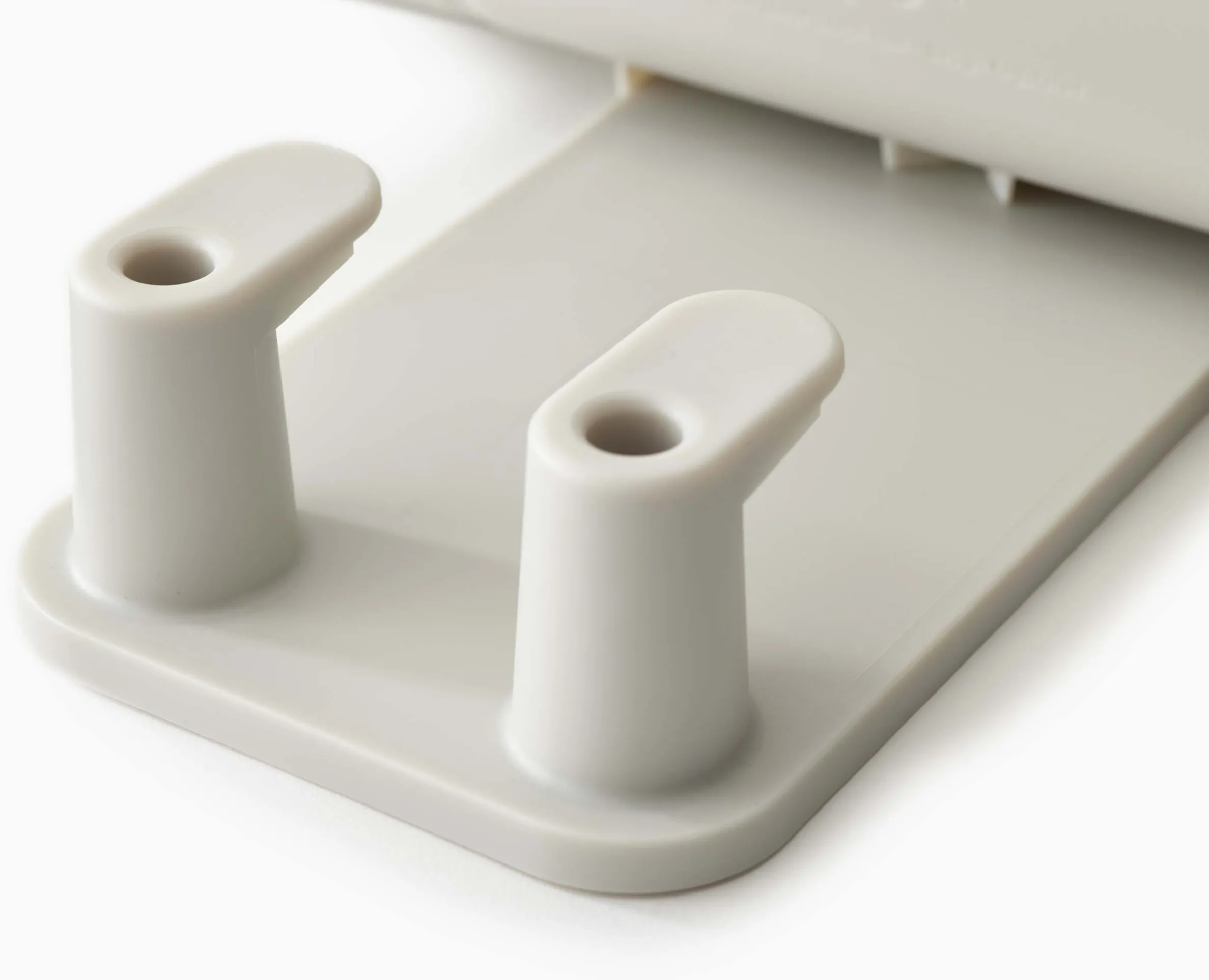 IronHub™ Wall-mounted Ecru Iron Storage Caddy
