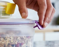 Nest™ Lock 8-Piece Multicolor Round Food Container Set
