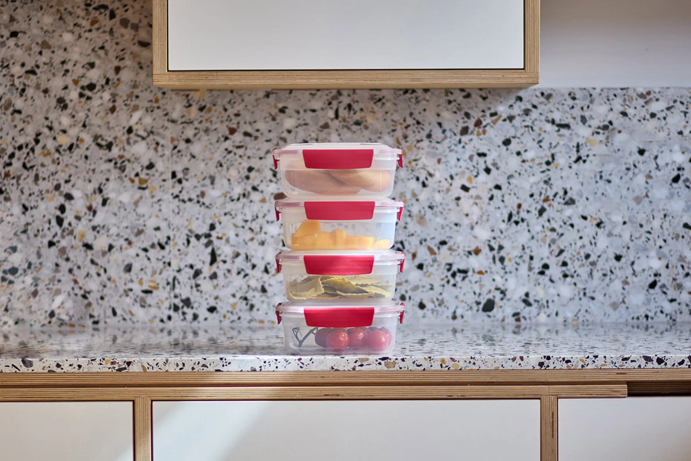 Nest™ Lock 8-Piece Red 1.1L Food Container Set