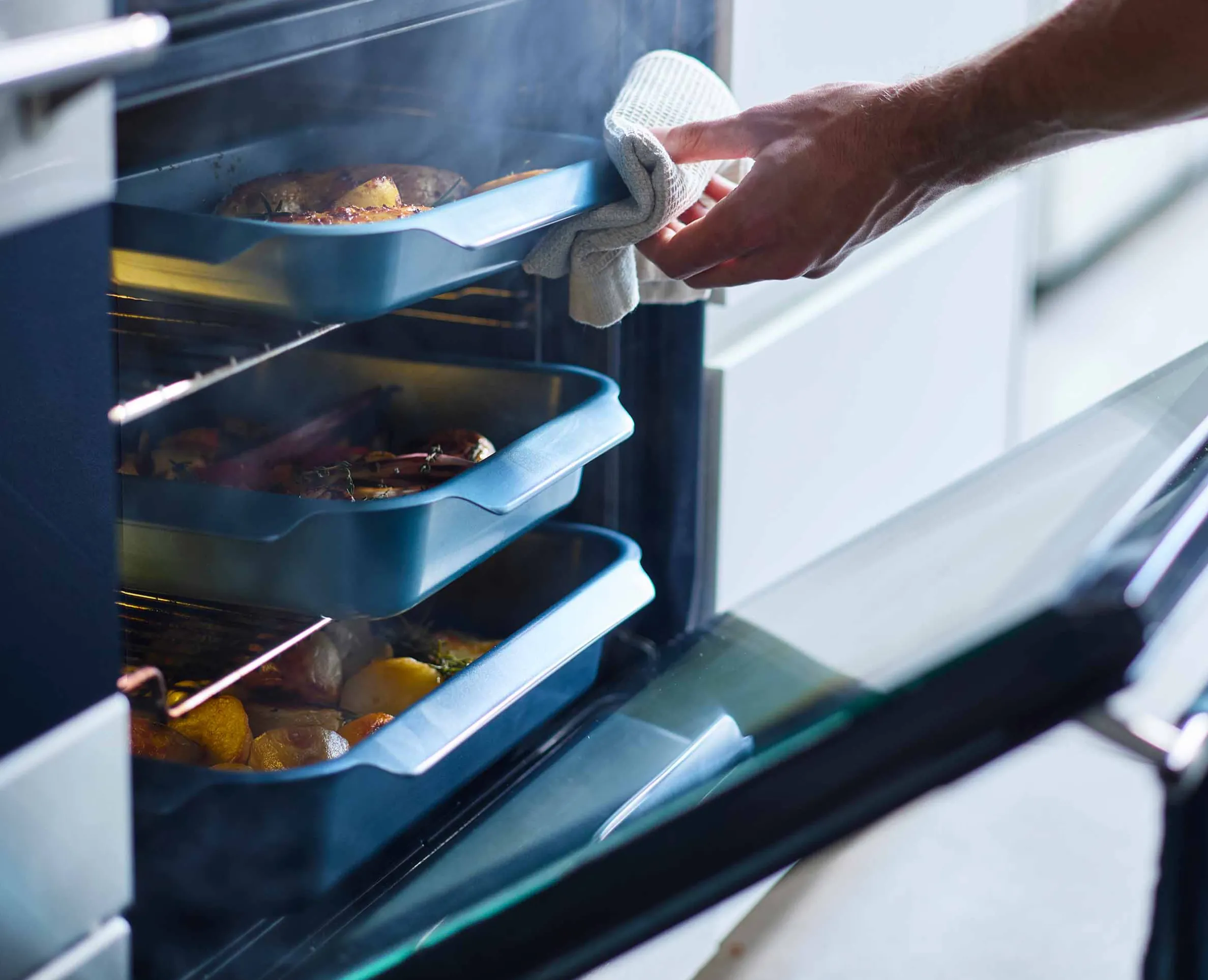 Nest™ Oven Non-stick Medium Blue Roasting Pan