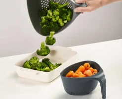 Nest™ 2-piece Gray Colander Set