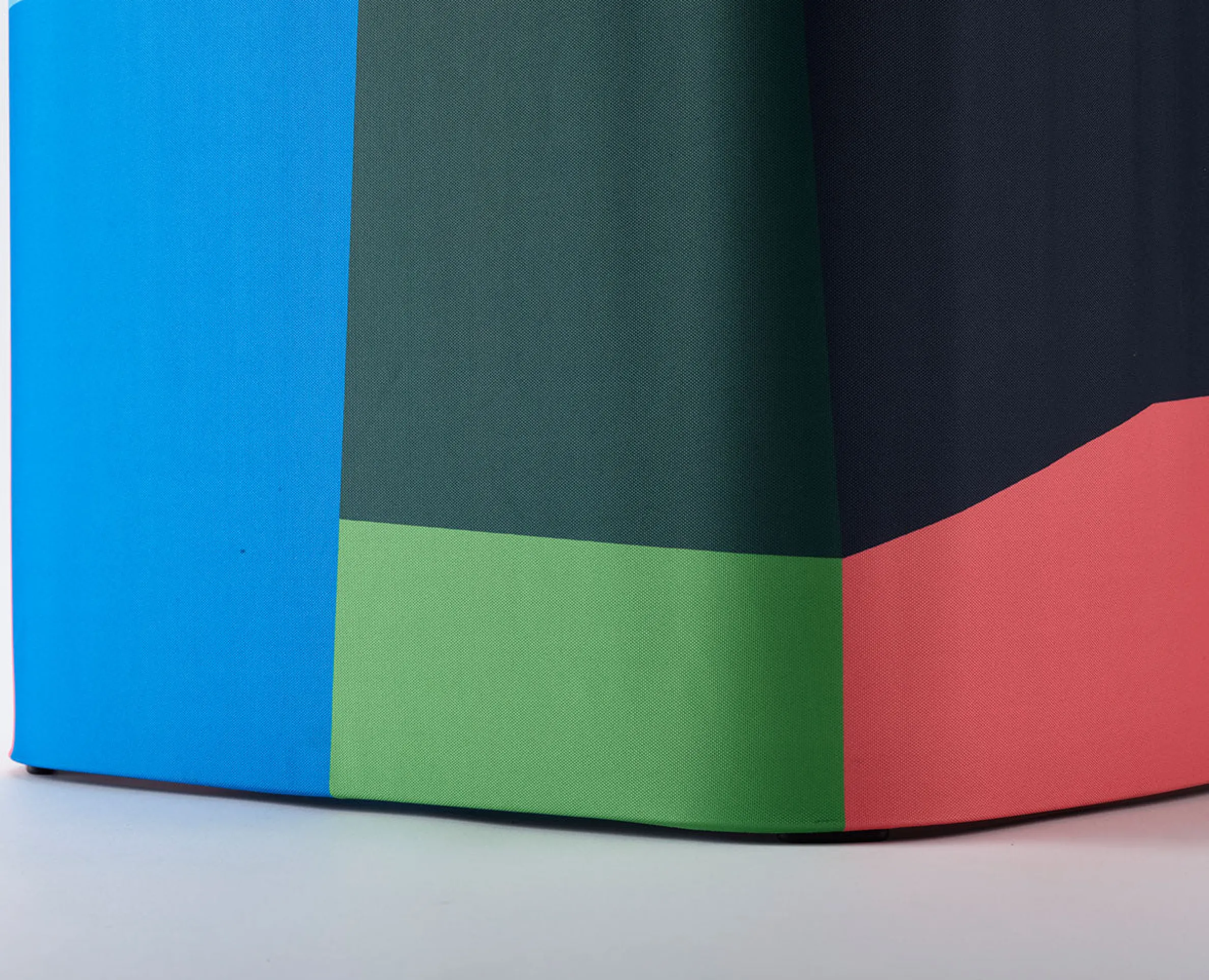 Tota 90L Laundry Separation Basket x Jonathan Lawes